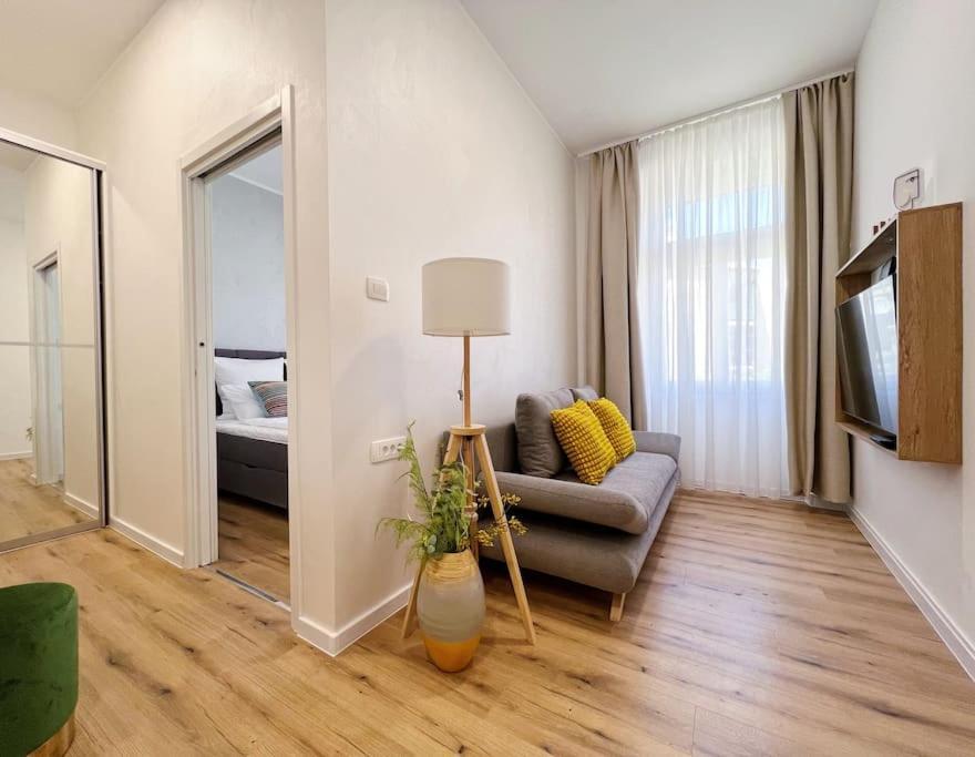 Ferienwohnung Chariming And Comfy Studio Pula Exterior foto